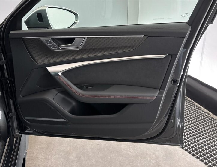 Audi RS 6 Kombi 4,0 l 441 kw