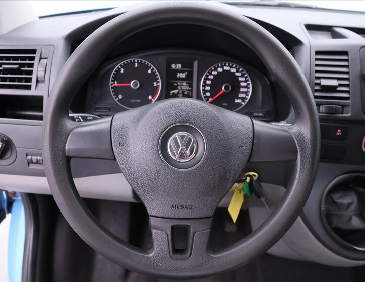 Volkswagen Transporter 17