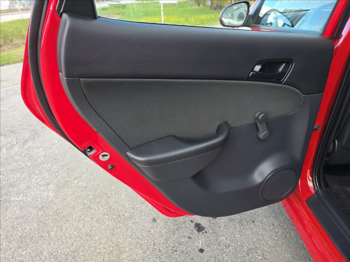 Hyundai i30 Hatchback 1,4 l 77 kw