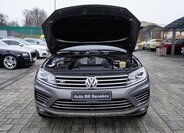 Volkswagen Touareg 9