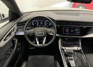 Audi Q8 SUV 3,0 l 210 kw