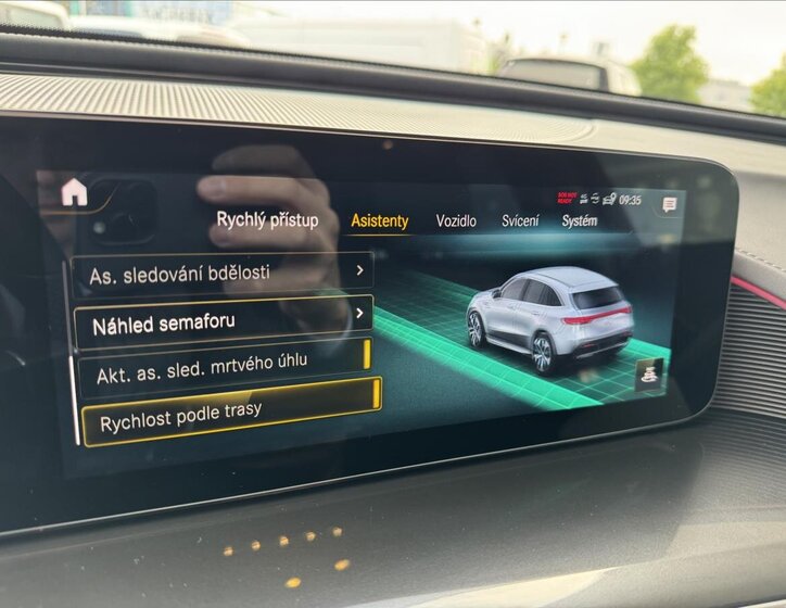 Mercedes-Benz EQC 15