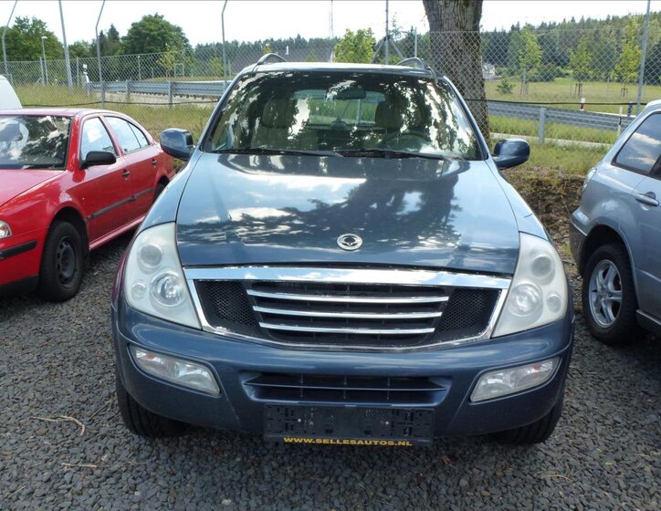 SsangYong Rexton SUV 2,9 l 88 kw