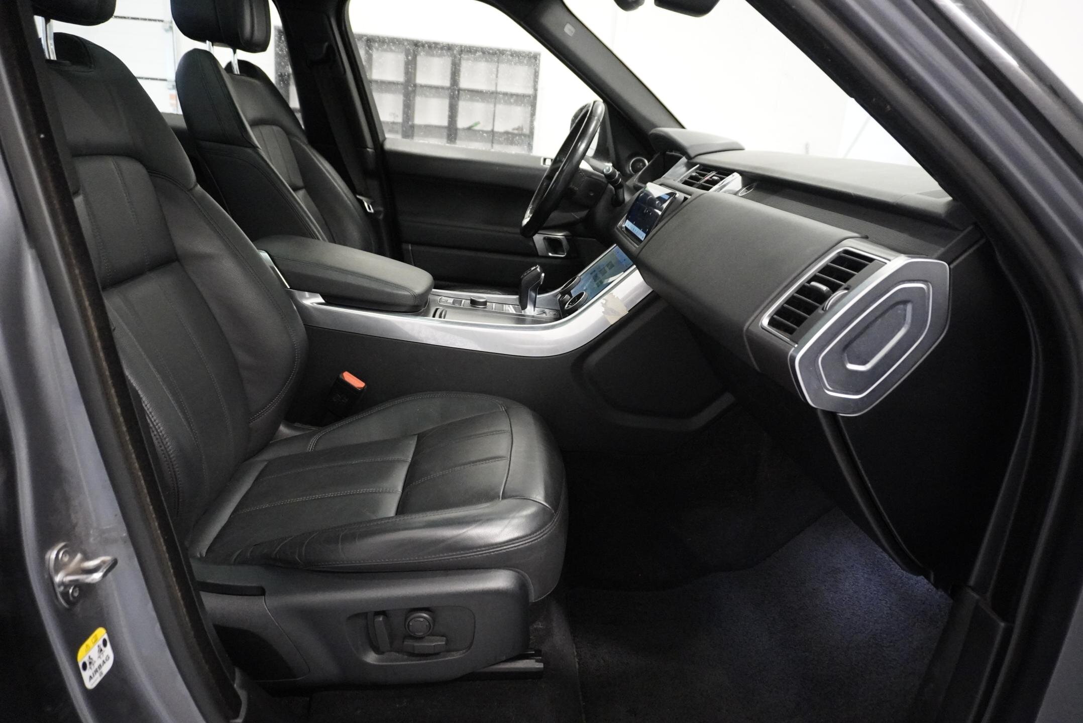 Land Rover Range Rover Sport SUV 3,0 l 225 kw