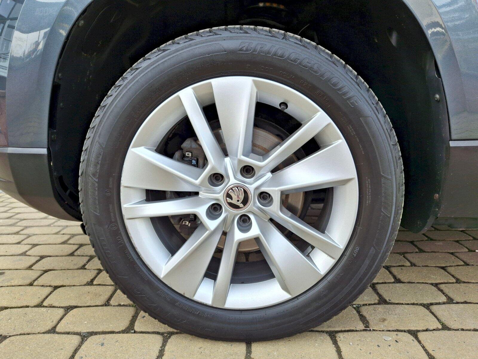 Škoda Karoq SUV / Terénní 1,5 l 110 kw