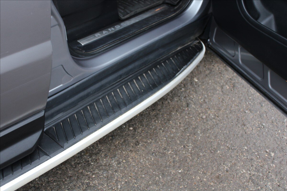 Land Rover Range Rover Sport SUV 3,0 l 180 kw