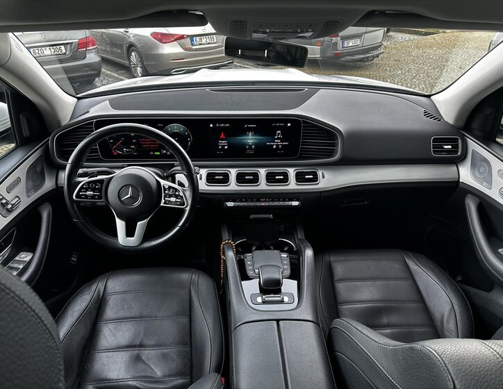 Mercedes-Benz GLE 28