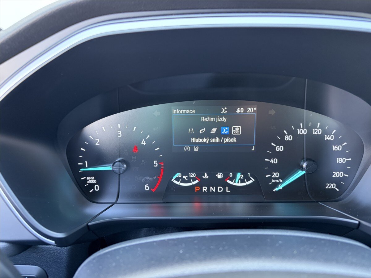 Ford Kuga Kombi 2,0 l 140 kw