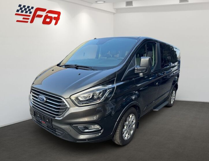 Ford Tourneo Custom Kombi 2,0 l 96 kw