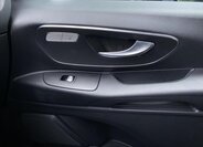 Mercedes-Benz Vito 21