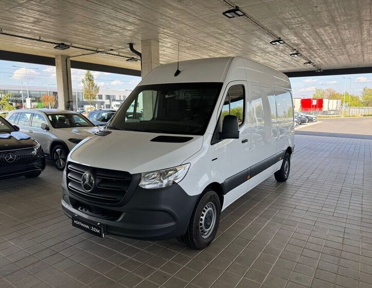 Mercedes-Benz Sprinter 1