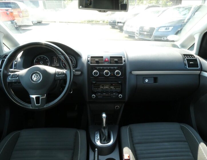 Volkswagen Touran MPV 1,4 l 103 kw