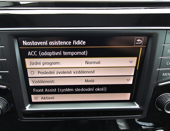 Volkswagen Touran Kombi 1,4 l 110 kw