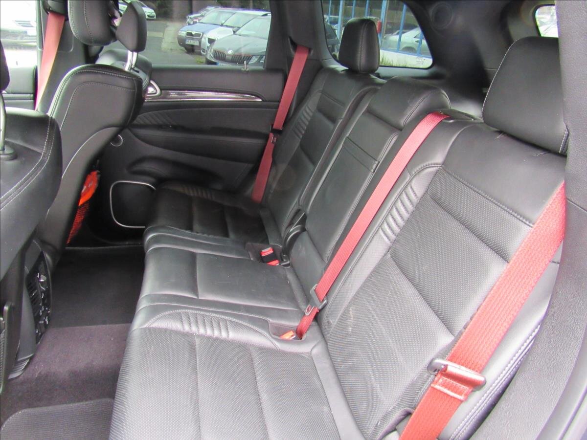 Jeep Grand Cherokee SUV / Terénní 6,2 l 527 kw