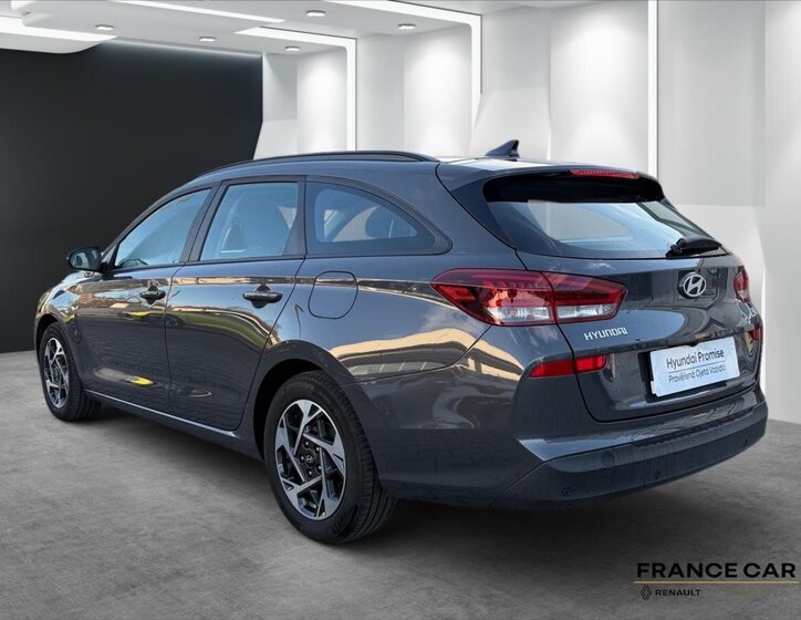 Hyundai i30 Kombi 998,0 73 kw