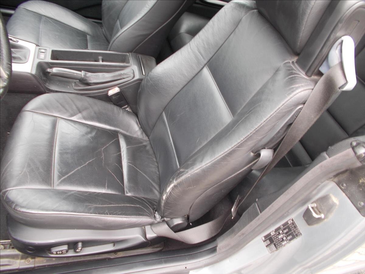 BMW Řada 3 Kabriolet 2,0 l 105 kw