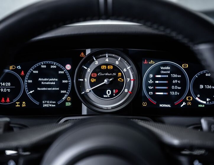 Porsche Ostatní Kupé 3,8 l 478 kw