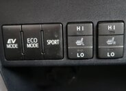 Toyota RAV4 SUV / Terénní 2,5 l 114 kw