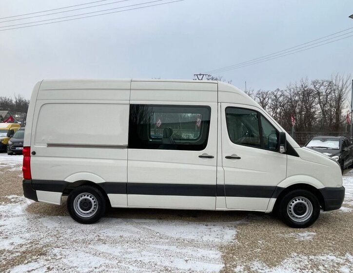 Volkswagen Crafter Skříň 2,5 l 80 kw