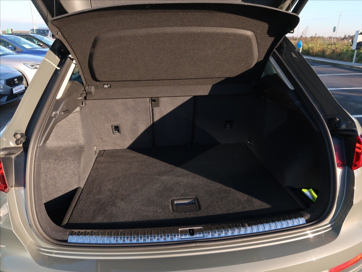 Audi Q3 SUV / Terénní 2,0 l 110 kw