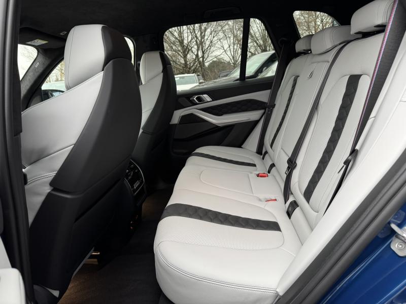 BMW X5 SUV 4,4 l 460 kw