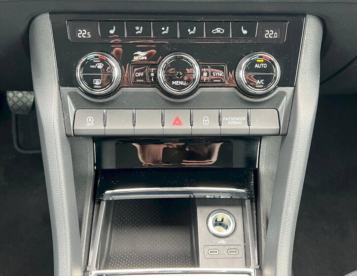 Škoda Karoq Hatchback 1,5 l 110 kw