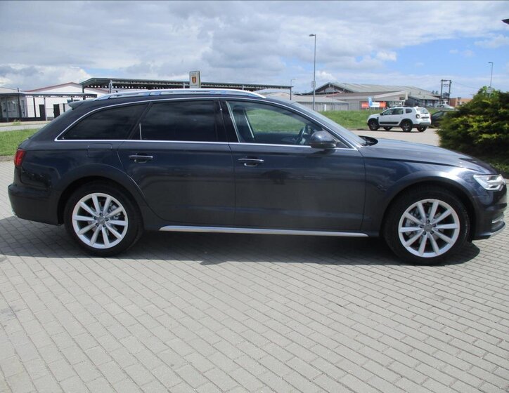 Audi A6 Allroad Kombi 3,0 l 200 kw