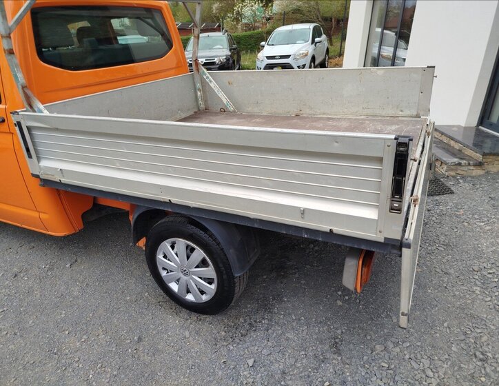 Volkswagen Transporter Valník 2,0 l 103 kw