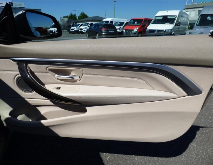 BMW Řada 4 Kabriolet 3,0 l 225 kw