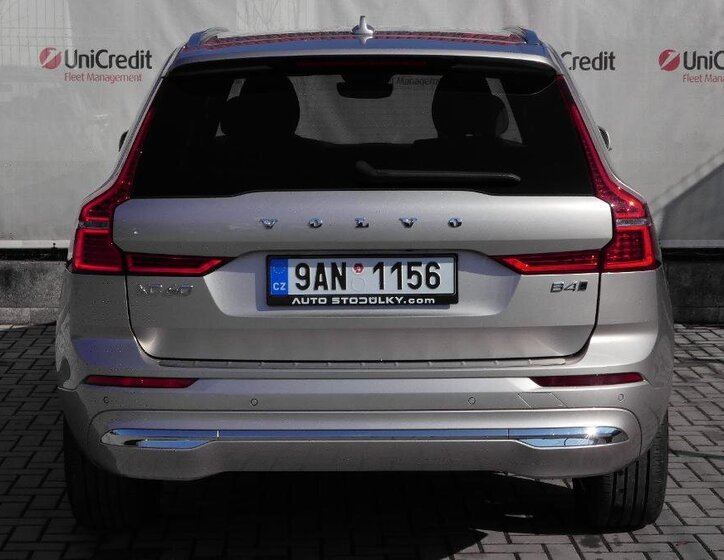 Volvo XC60 SUV / Terénní 2,0 l 145 kw