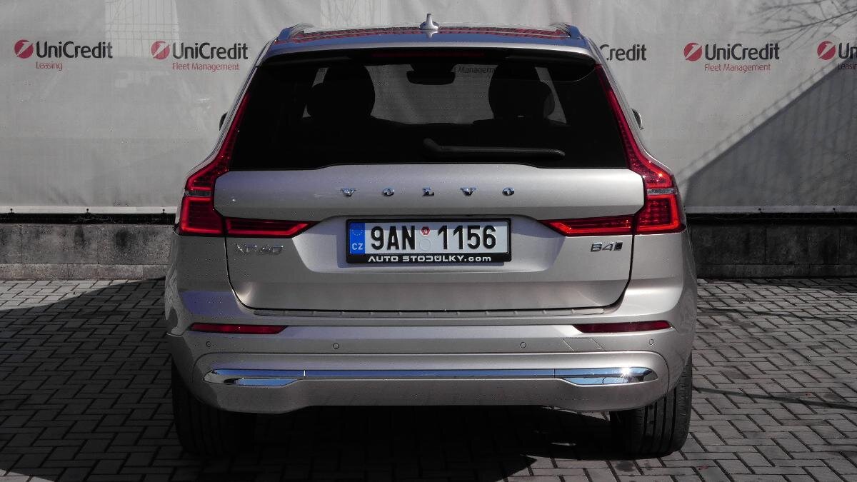 Volvo XC60 SUV / Terénní 2,0 l 145 kw