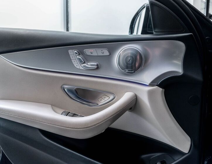 Mercedes-Benz Třídy E 9