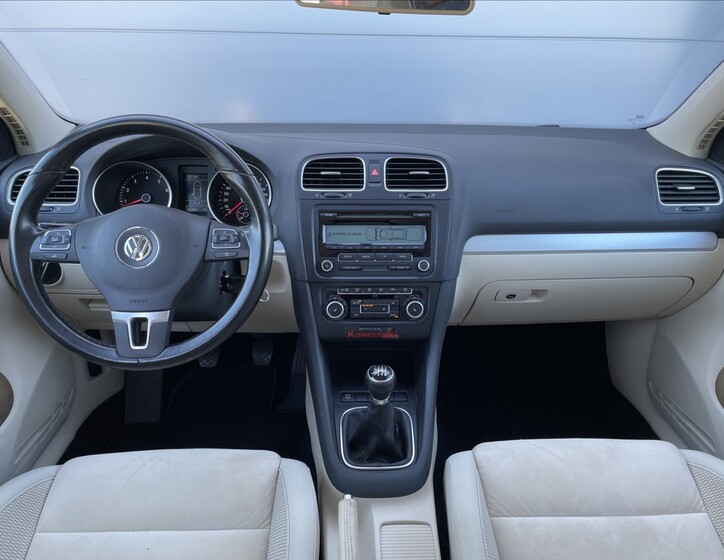 Volkswagen Golf 9