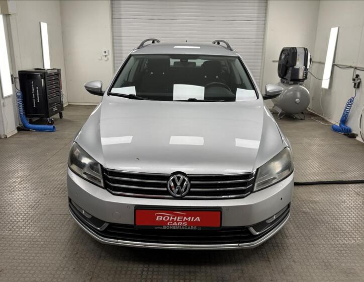 Volkswagen Passat 2