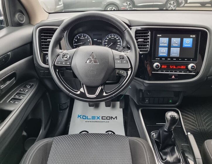 Mitsubishi Outlander SUV 2,0 l 110 kw