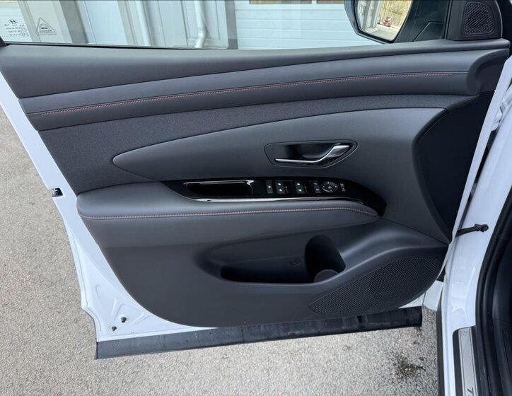 Hyundai Tucson SUV / Terénní 1,6 l 185 kw