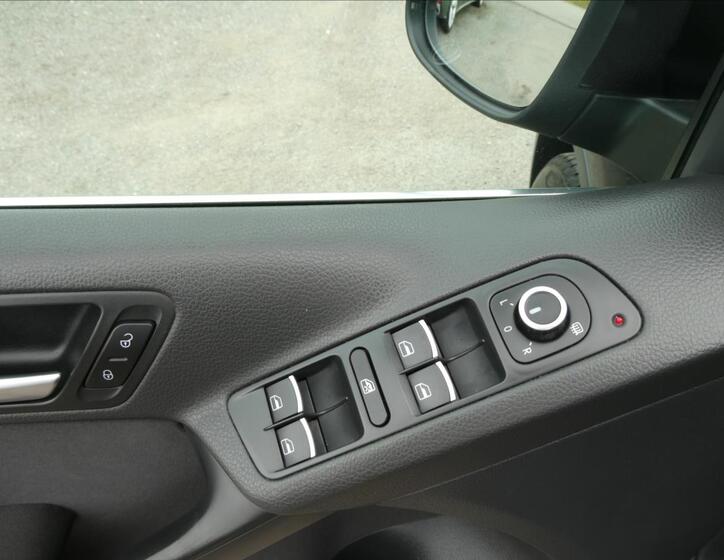 Volkswagen Tiguan 32