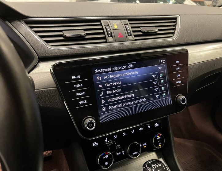 Škoda Superb Kombi 1,5 l 110 kw