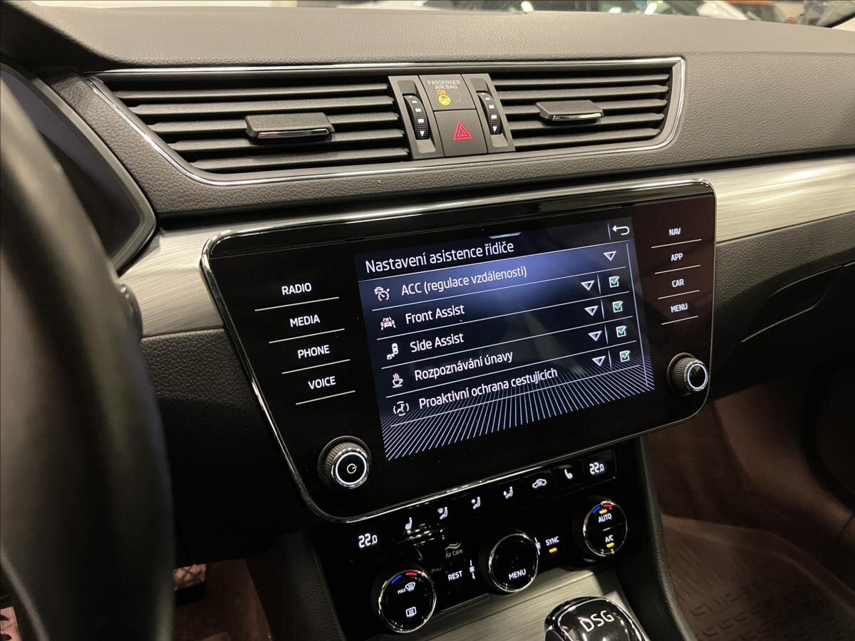 Škoda Superb Kombi 1,5 l 110 kw