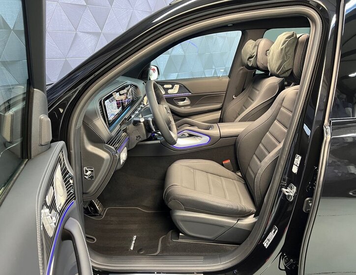 Mercedes-Benz GLS 10