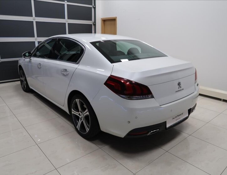 Peugeot 508 6