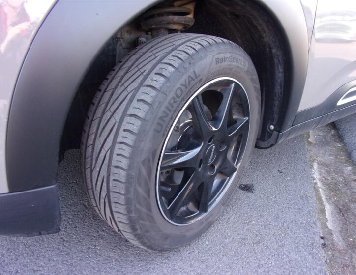 Citroën C4 Cactus Hatchback 1,2 l 81 kw