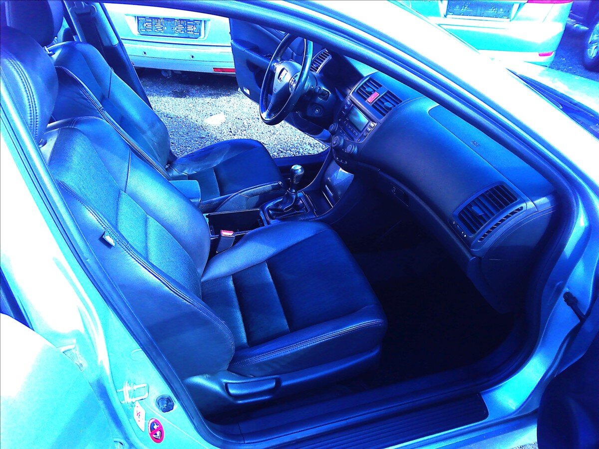 Honda Accord Sedan / Limuzína 2,4 l 140 kw