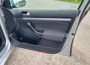 Volkswagen Golf Kombi 1,6 l 77 kw