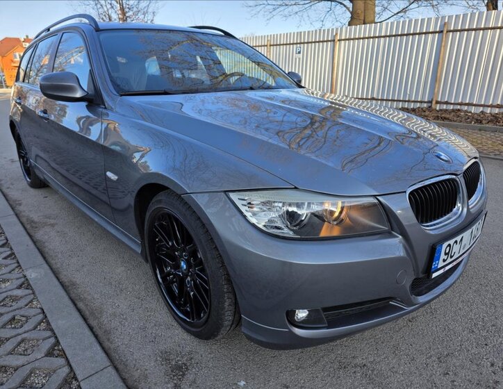 BMW Řada 3 Kombi 2,0 l 105 kw