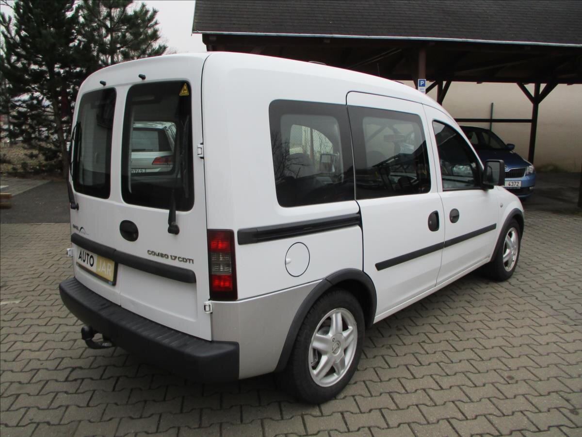 Opel Combo Kombi 1,7 l 74 kw