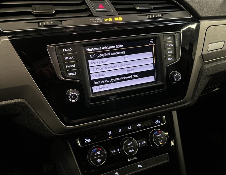 Volkswagen Touran MPV 1,6 l 81 kw