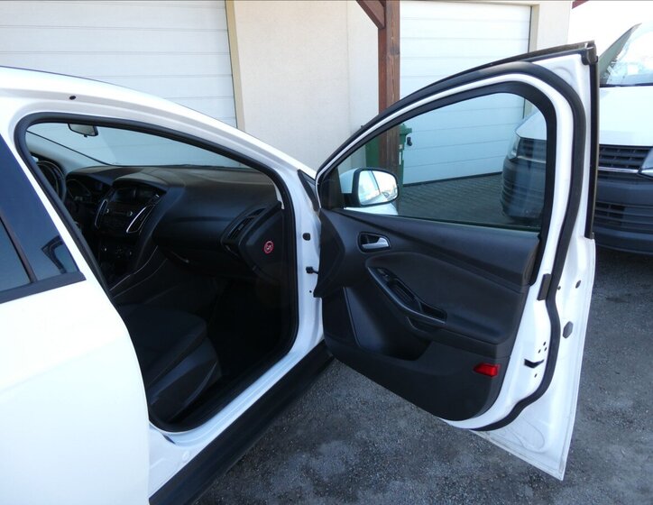 Ford Focus Kombi 1,5 l 70 kw