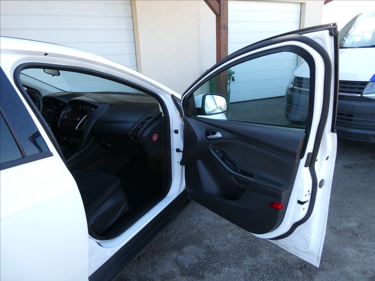 Ford Focus Kombi 1,5 l 70 kw