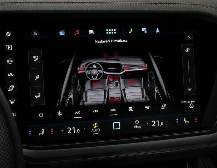 Volkswagen Touareg SUV / Terénní 3,0 l 210 kw